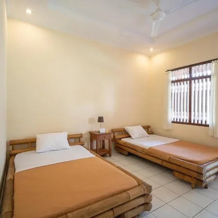 Dewi Ayu Guest House At Hanoman