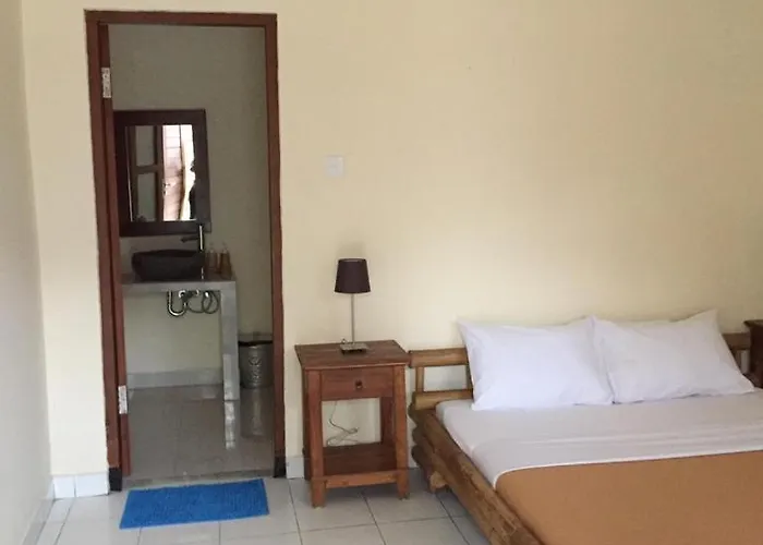 Dewi Ayu At Hanoman بيت ضيافة