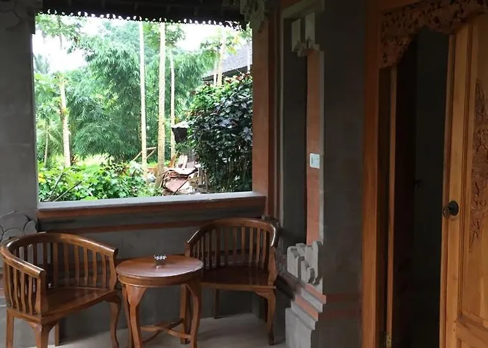 Dewi Ayu At Hanoman بيت ضيافة